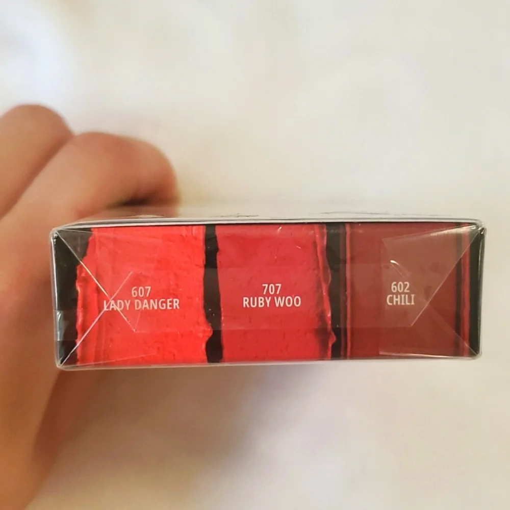 NEW MAC Cosmetics Travel Exclusive Dangerous Reds Lipstick Trio Set